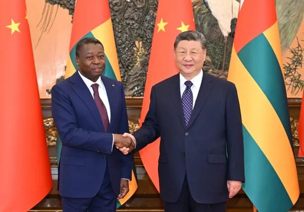 Chinese President Xi outlines four principles for resolving African conflicts